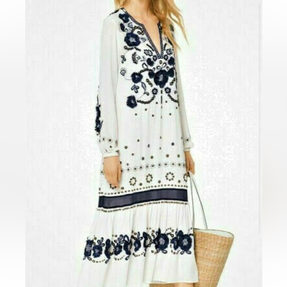 Michael Kors Floral Embellished White/Blue Maxi Crepe Dress (size XS)